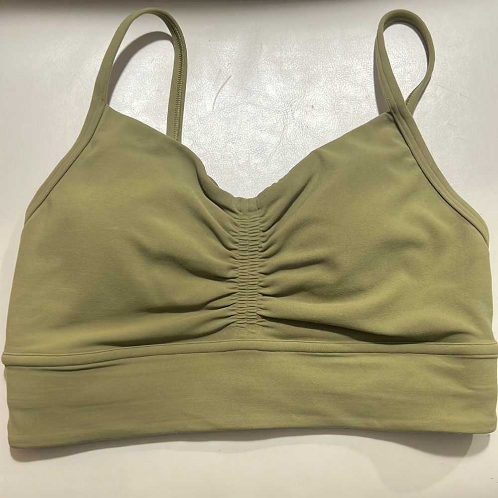 Lululemon Nulu Front-Gather Yoga Bra